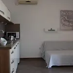 With Parking Space Barbat, Rab - 22361 Apartamento Barbat na Rabu