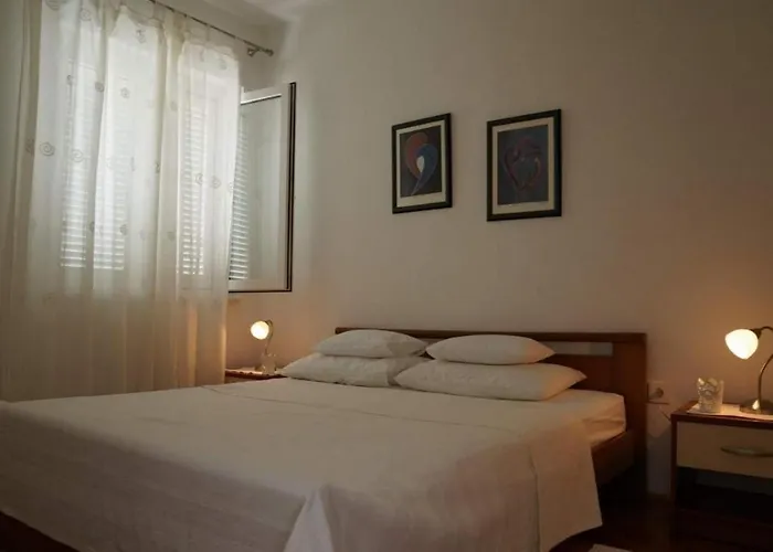 With Parking Space Barbat, Rab - 22361 Apartament *