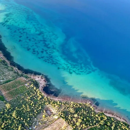 Διαμέρισμα With Parking Space Barbat, Rab - 22361 *